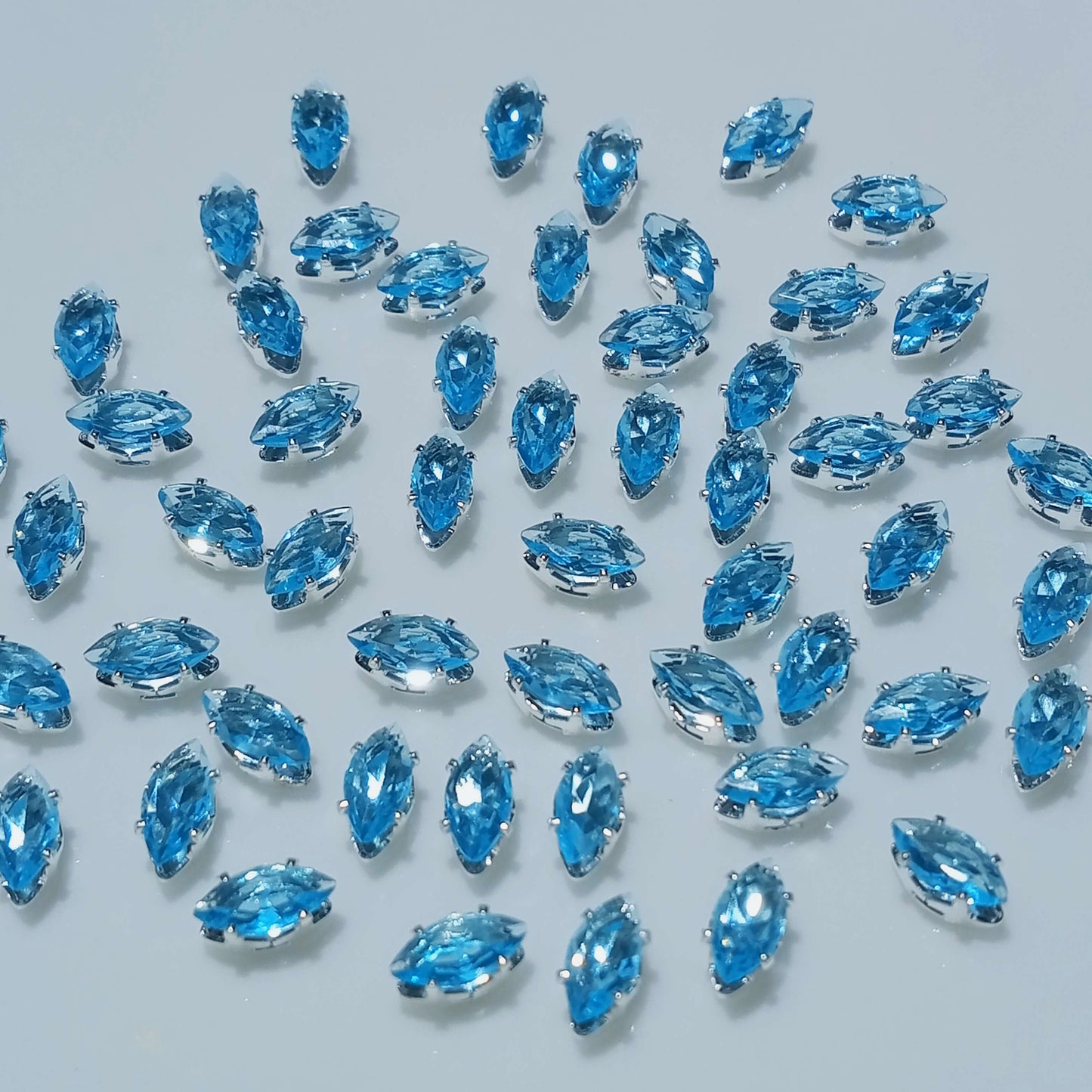 Horseeye Diamond 3*6mm-blue